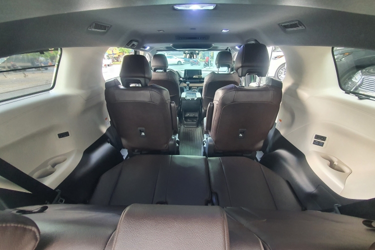 Toyota Sienna Platinum 2.5 AT AWD 2020 Sao Việt Auto