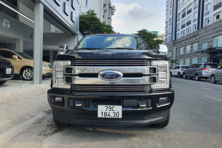 Ford F350 Super Duty Lariat Crew Cab 6.7L 4x4 AT 2017 Auto Sao Việt
