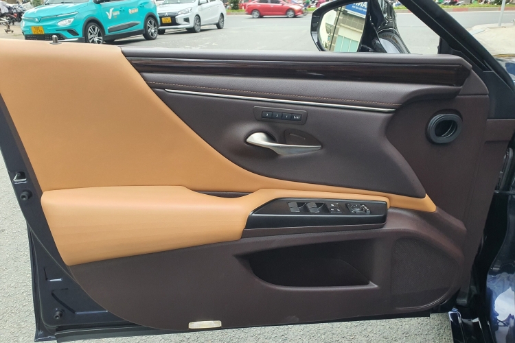 Lexus ES 250 2019 Auto Sao Việt