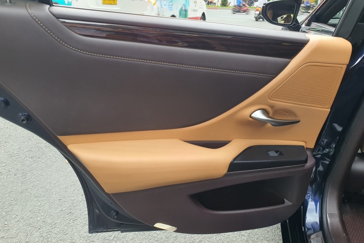 Lexus ES 250 2019 Auto Sao Việt