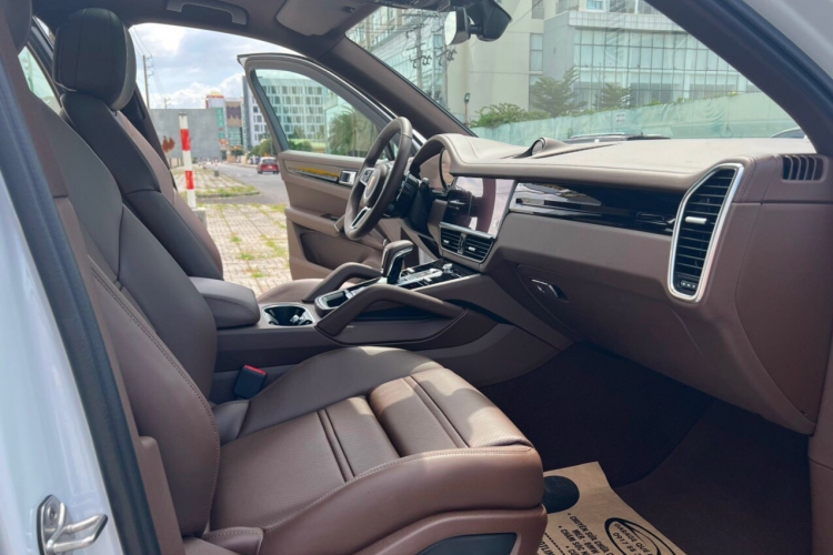 Porsche Cayenne 3.0 V6 2022 New 100% Auto Sao Việt