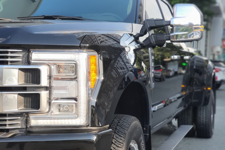 Ford F350 Super Duty Lariat Crew Cab 6.7L 4x4 AT 2017 Auto Sao Việt